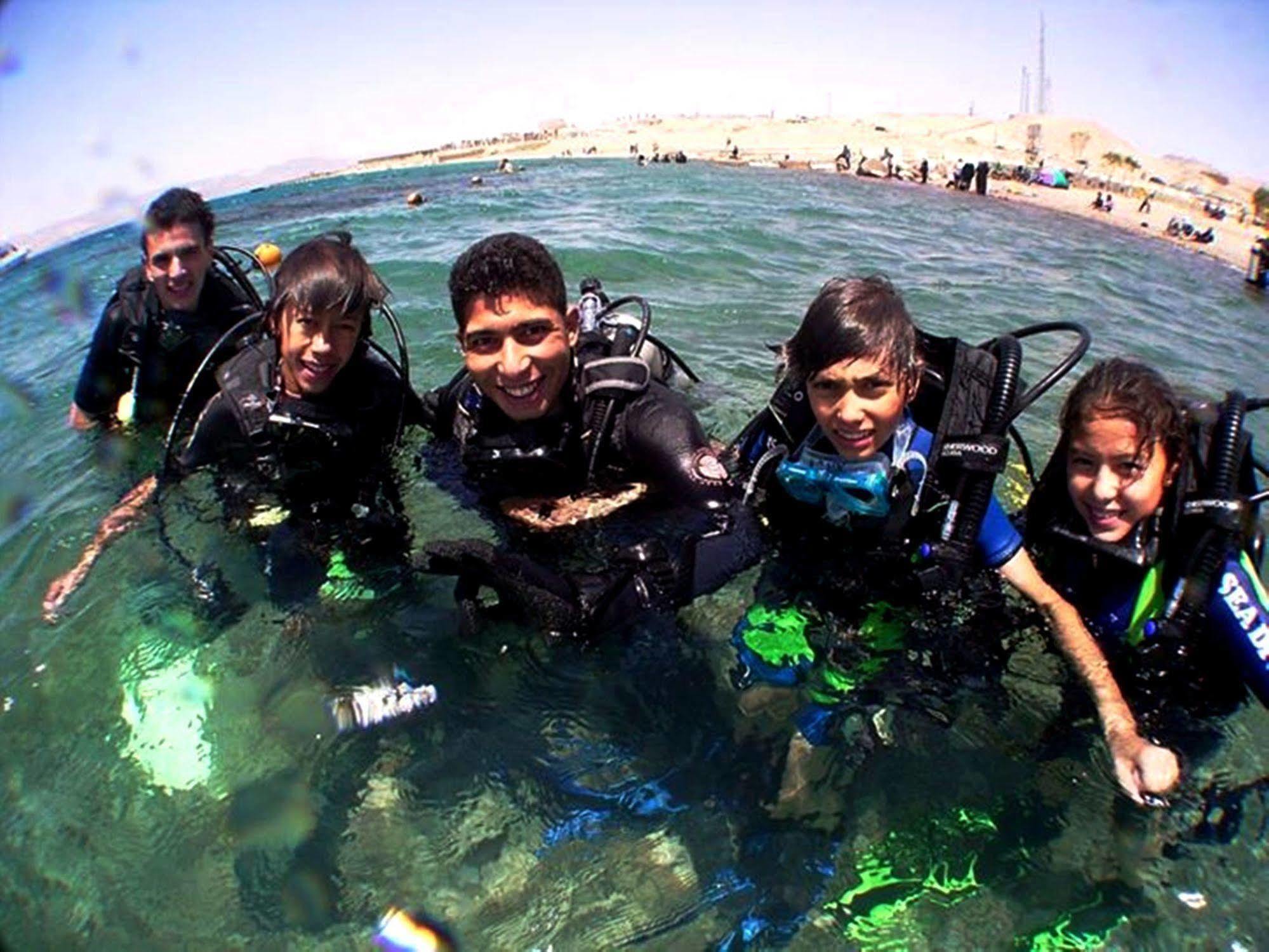 Arab Divers Dive Center&Bed&Breakfast Akaba Exterior foto