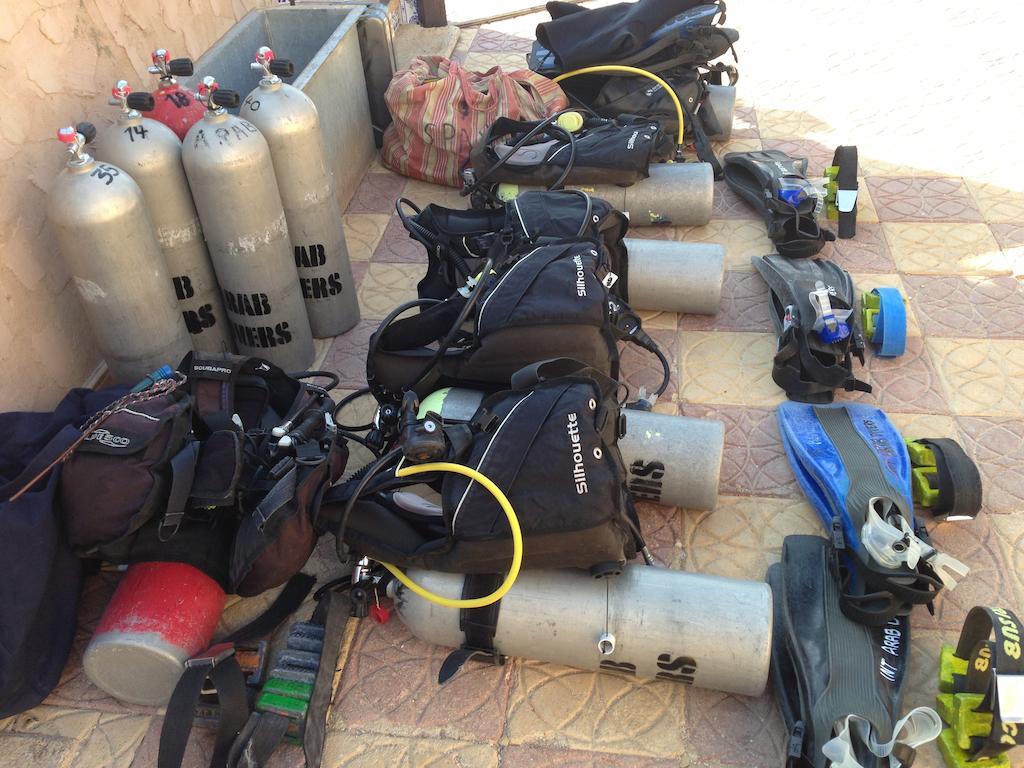 Arab Divers Dive Center&Bed&Breakfast Akaba Exterior foto